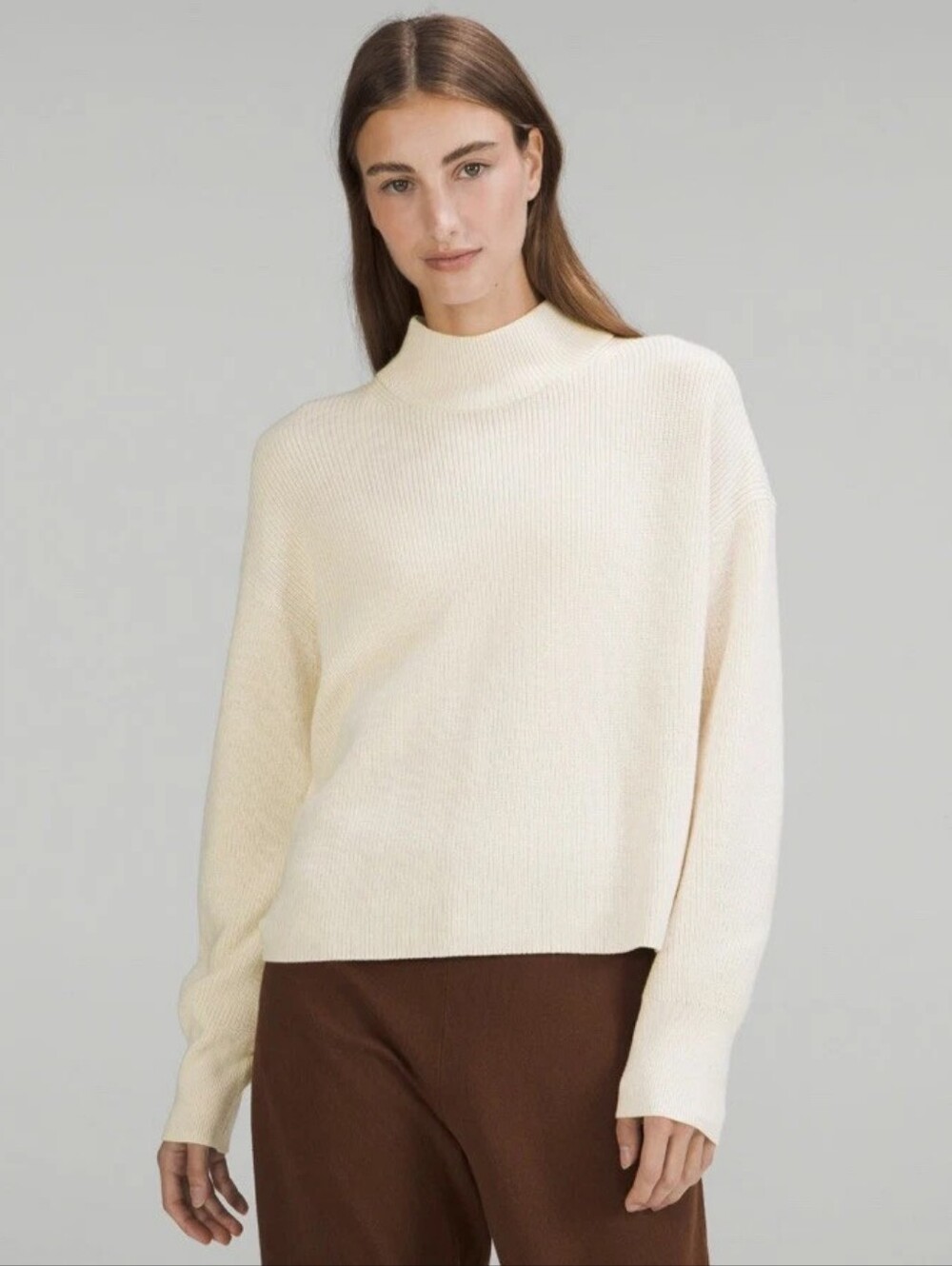 Lululemon Merino Wool Blend Ribbed turtleneck sweater size 8 white opal